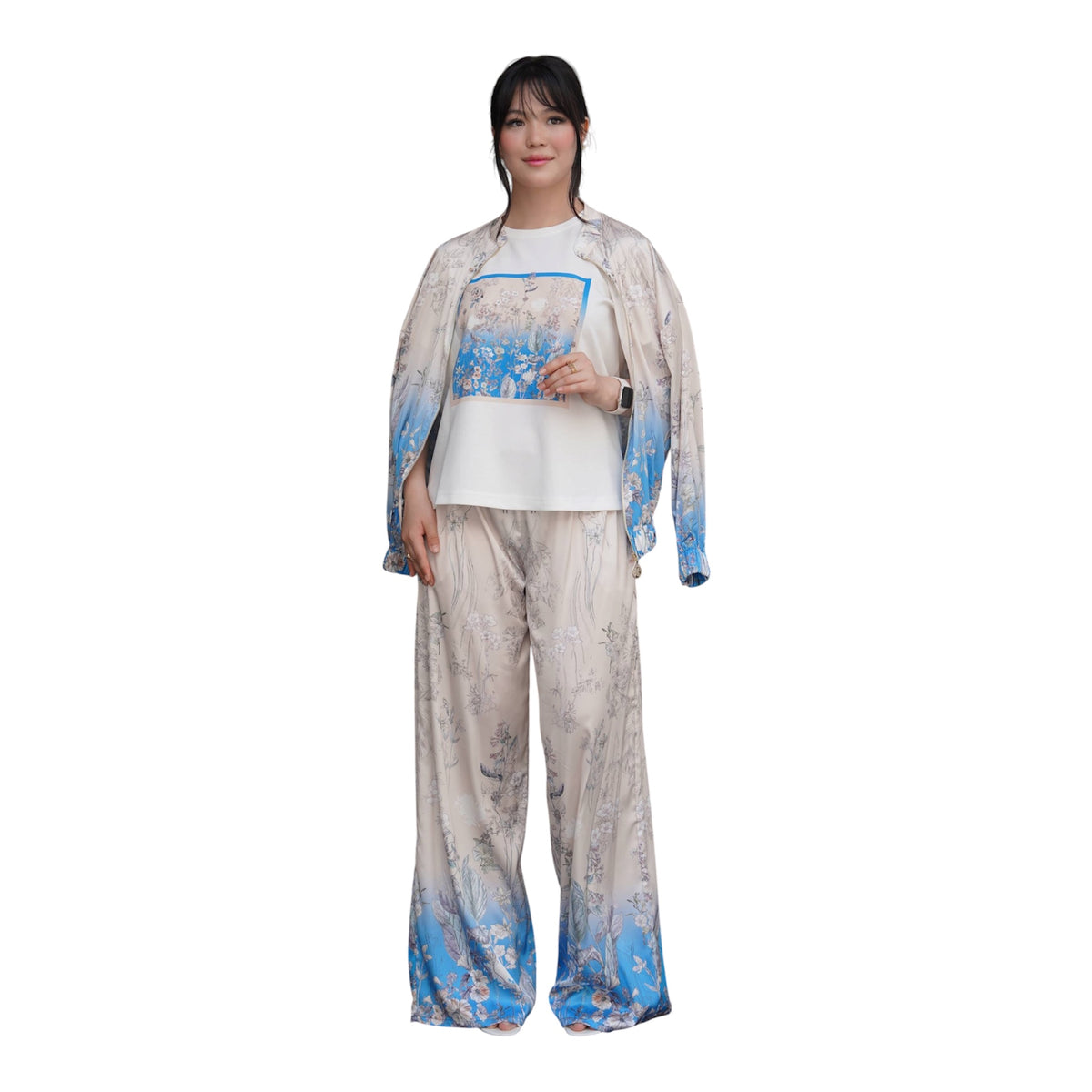 Elegant three-piece women's set made of silky fabric