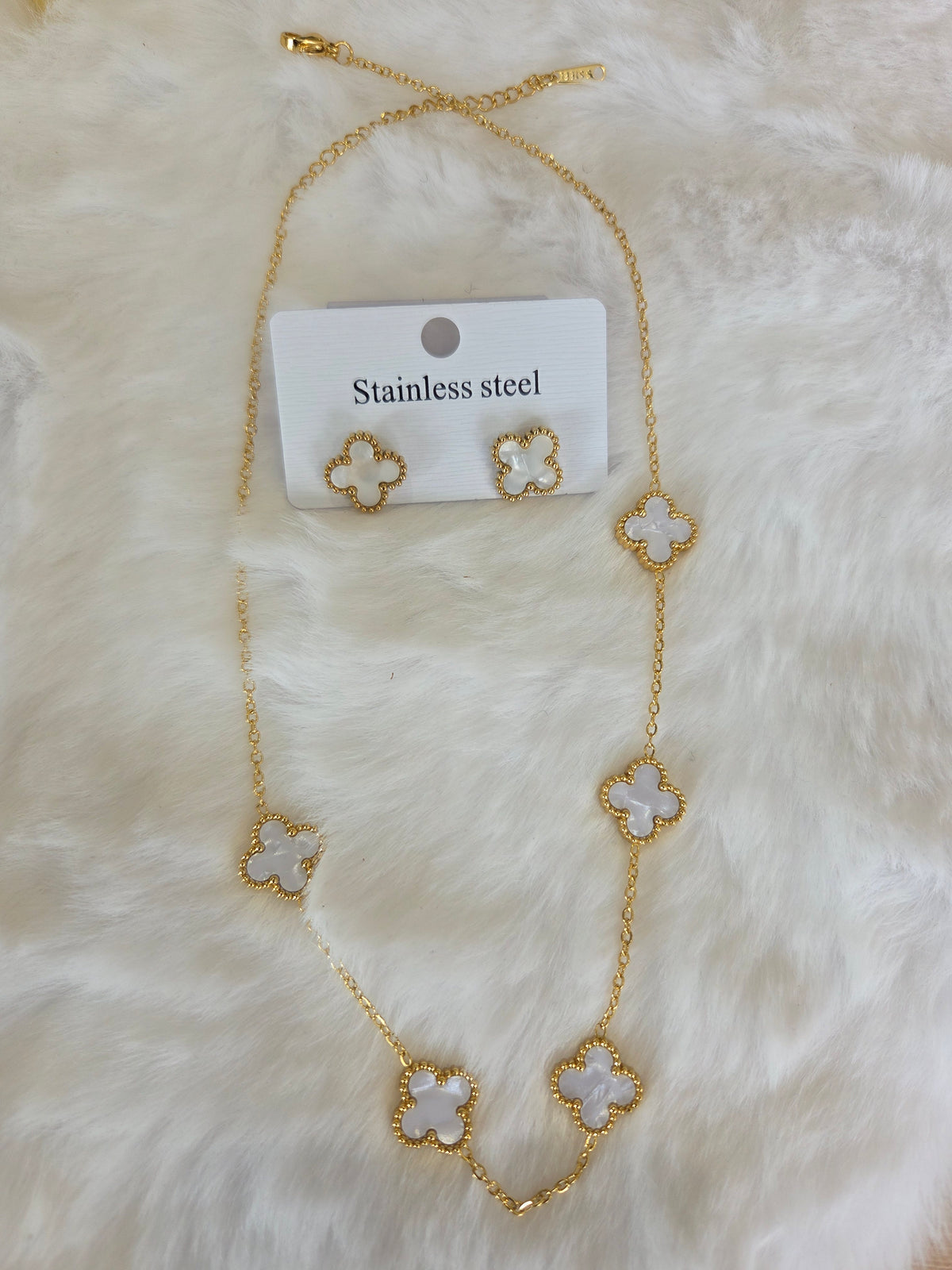 Cloverleaf jewellery set
